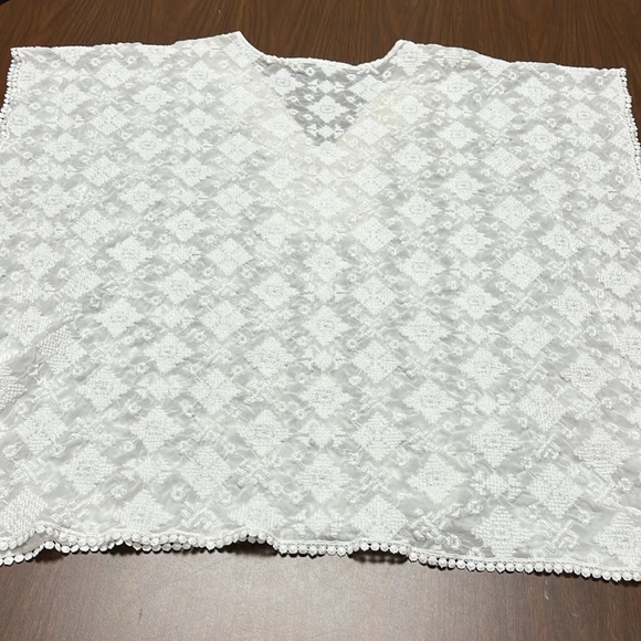 Ella Moon top/poncho, size medium - Picture 8 of 12